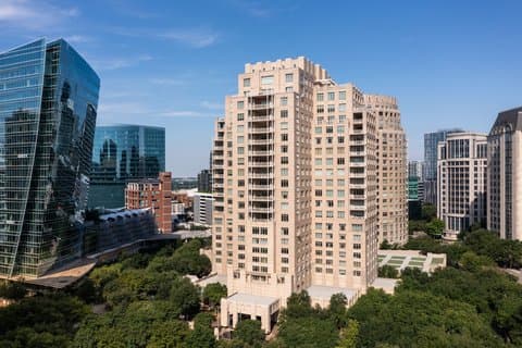 The Ritz-Carlton