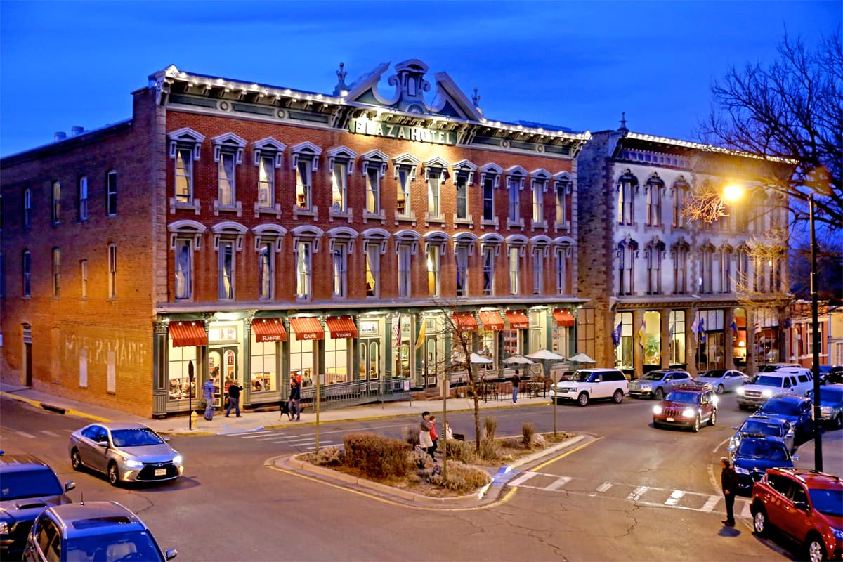 Historic Plaza Hotel