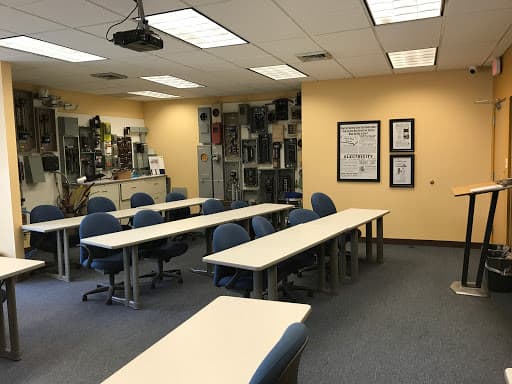 EC Maintenance Training