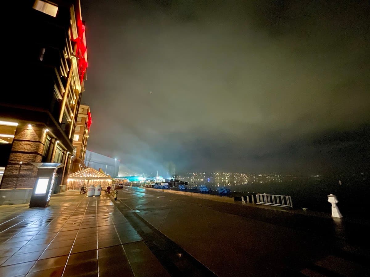 Hyatt Regency Lake Washington at Seattle's Southport