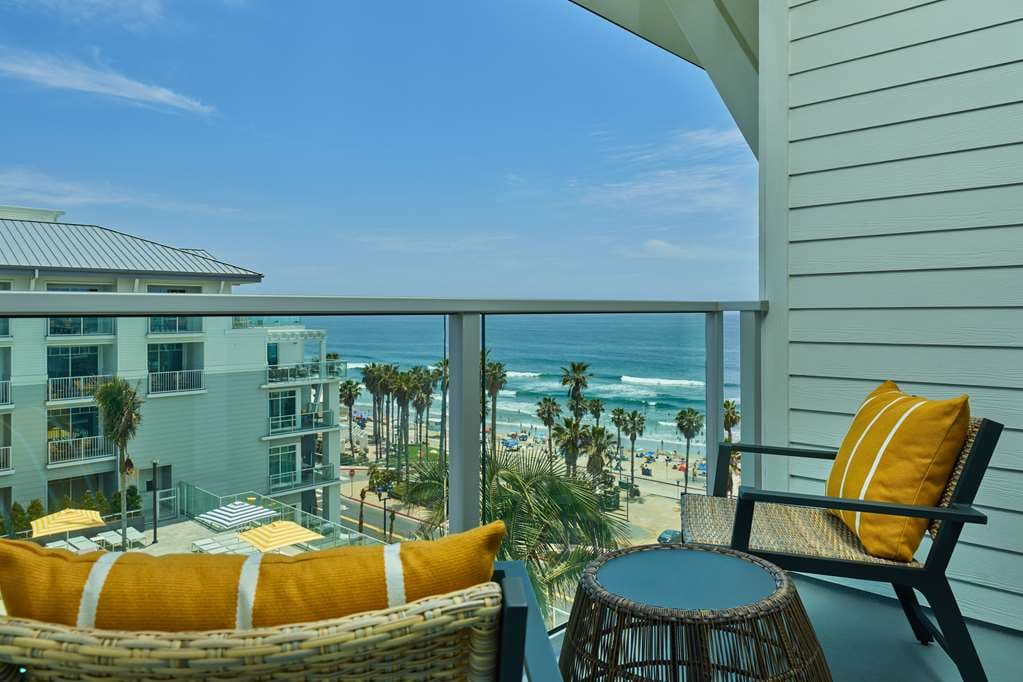 The Seabird Ocean Resort