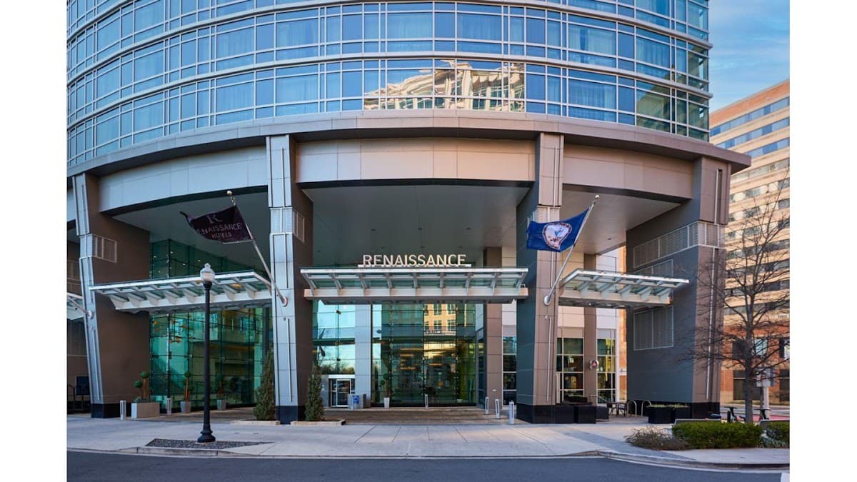 Renaissance Arlington Capital View