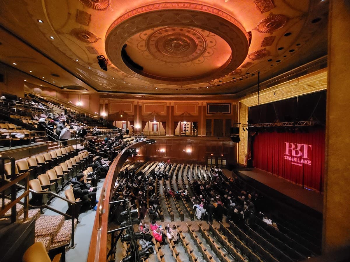 Patriots Theater at the War Memorial