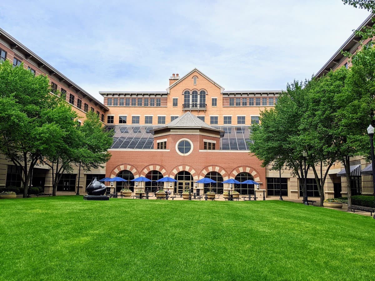 Richard M. DeVos Center (DEV)