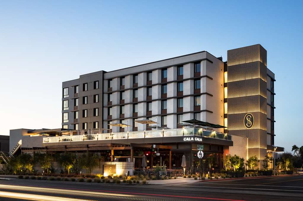 Senna House Hotel Scottsdale, Curio Collection by Hilton