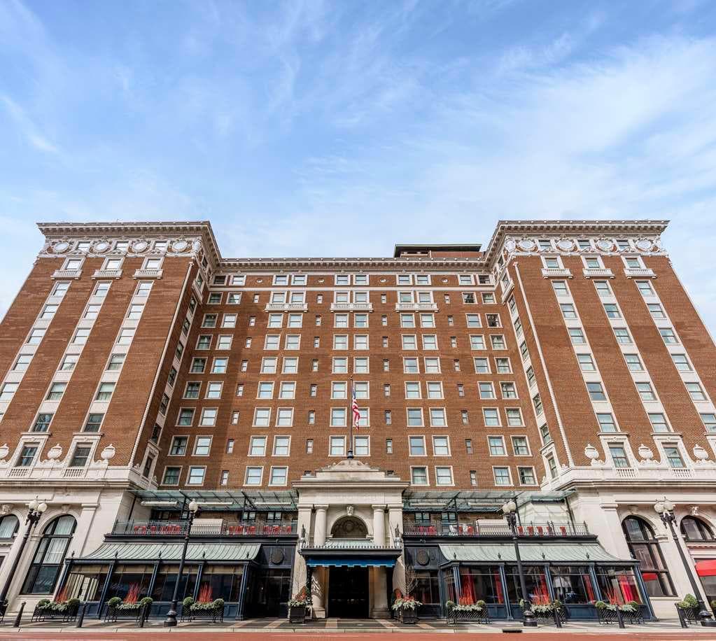 Amway Grand Plaza Hotel