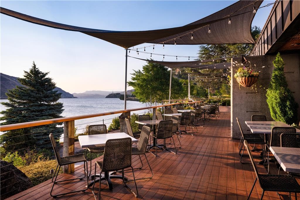 Hood River Inn
