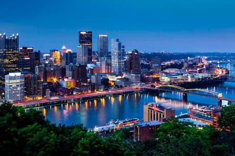 Sheraton Pittsburgh Hotel at Station Square