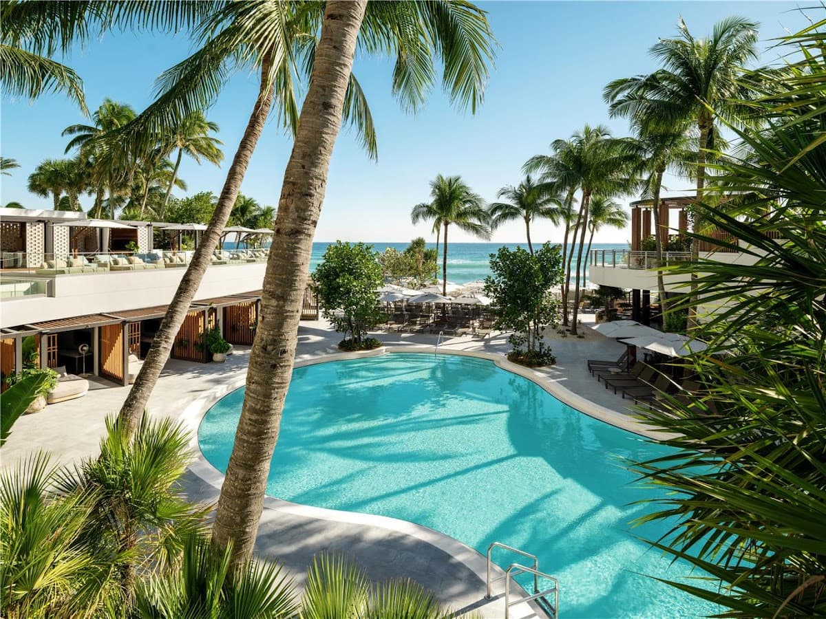 The Diplomat Beach Resort