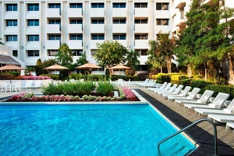 Sheraton Greensboro at Four Seasons